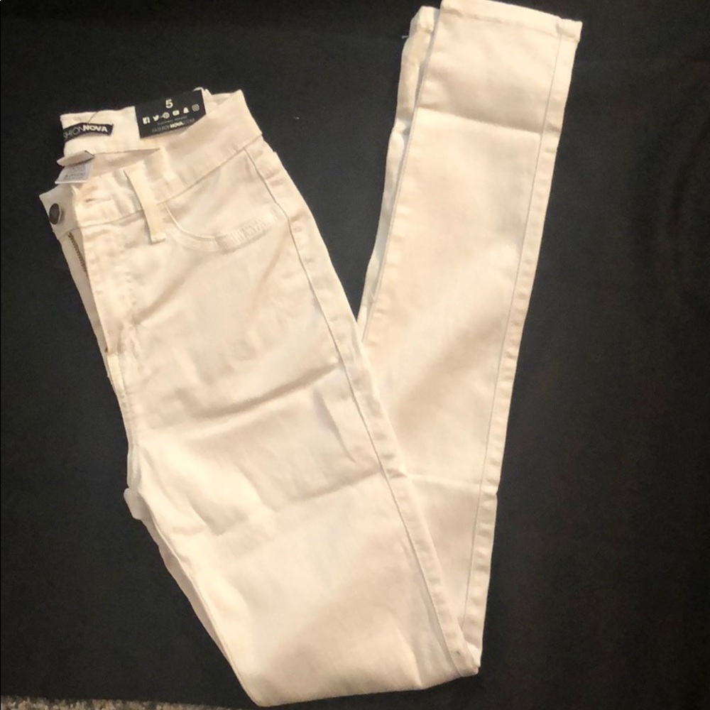 white skinny jeans
